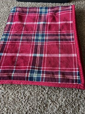 Better Homes And Gardens Red and Navy Plaid Throw Blanket